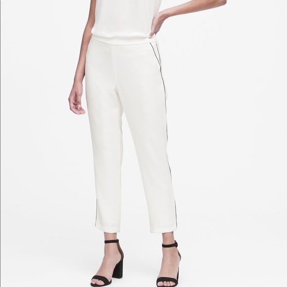 hayden tapered fit banana